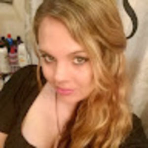 Meet your Posher, Khelisa